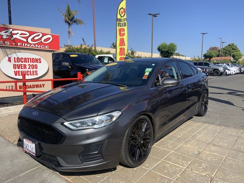 Used 2020 Ford Fusion S image 3