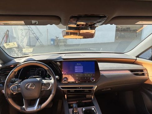 Used 2023 Lexus RX 350h w/ Accessory Package (Z1) image 11