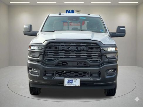New 2026 RAM 2500 Tradesman AWD/4WD image 4