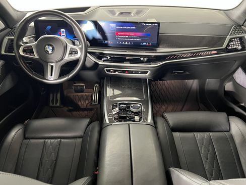 Used 2024 BMW X7 M60i w/ Executive Package AWD/4WD image 21