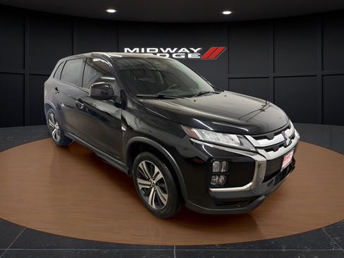 Used 2022 Mitsubishi Outlander Sport ES FWD image 1