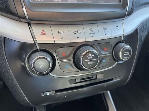 Used 2018 Dodge Journey GT w/ Driver Convenience Group image 21