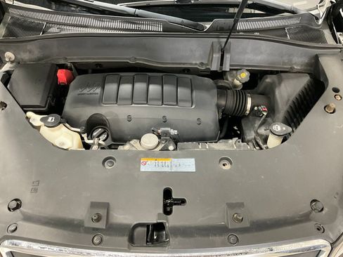 Used 2013 GMC Acadia SLT FWD image 13