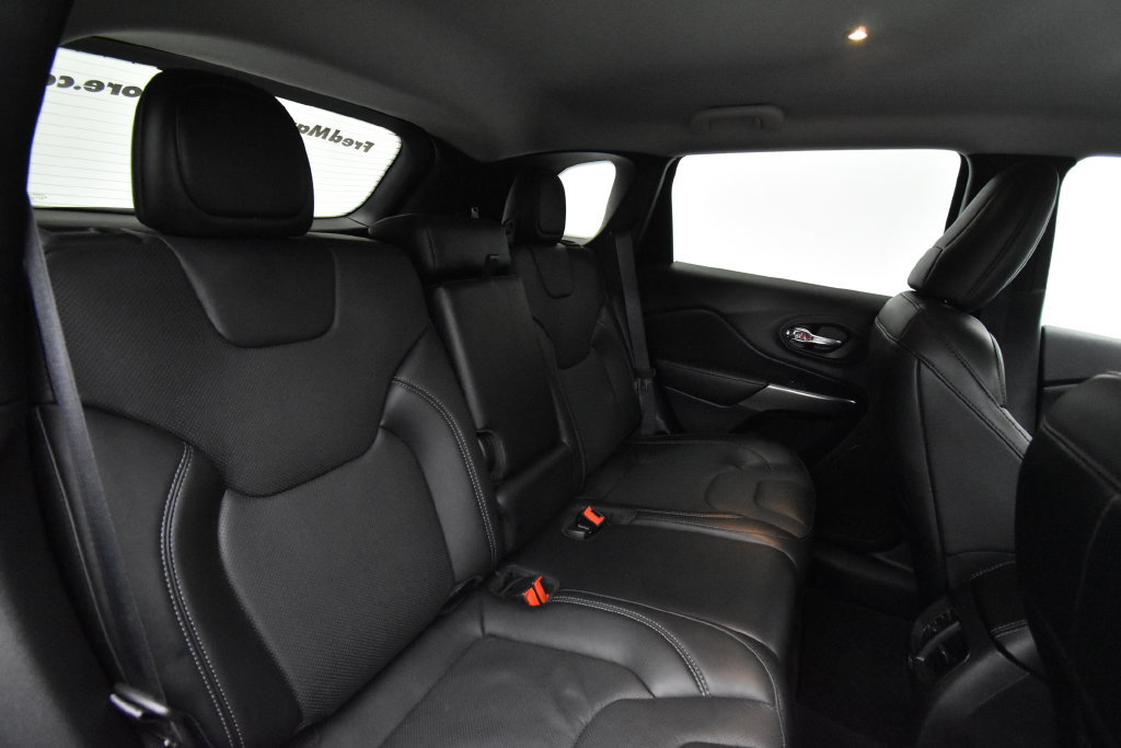 Used 2021 Jeep Cherokee Latitude Lux AWD/4WD image 18