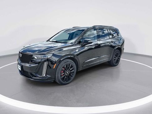 Used 2024 Cadillac XT6 Sport w/ LPO, ONYX Package AWD/4WD image 5
