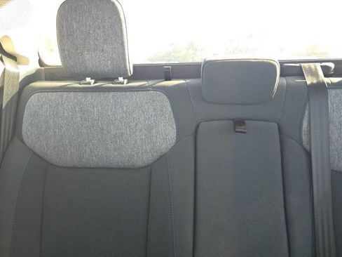 Used 2025 Ford Maverick XLT FWD image 13