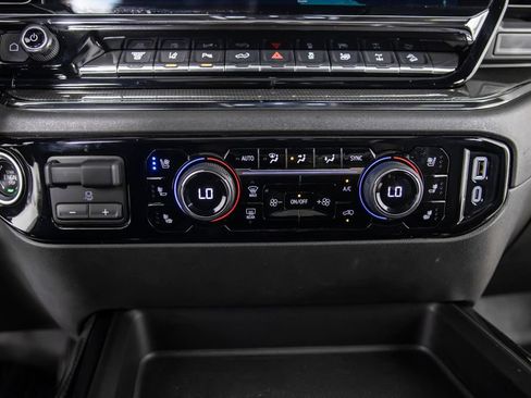 Used 2025 Chevrolet Silverado 2500 ZR2 w/ ZR2 Bison Edition AWD/4WD image 34