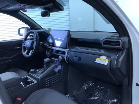 New 2026 Toyota Tacoma TRD Off-Road AWD/4WD image 17