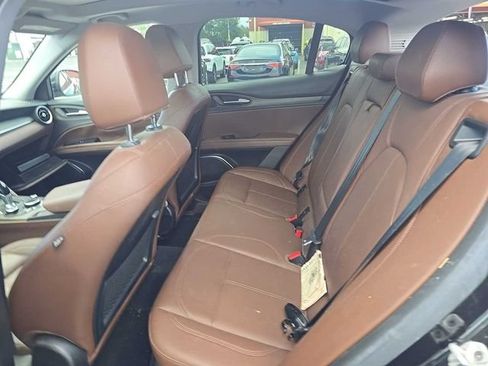 Used 2019 Alfa Romeo Stelvio Ti AWD/4WD image 13