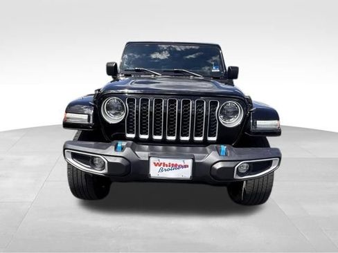 Used 2023 Jeep Wrangler Unlimited Sahara w/ Cold Weather Group AWD/4WD image 12