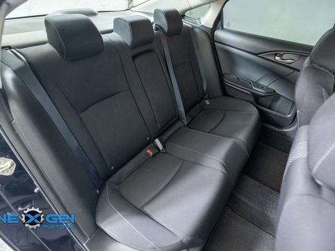 Used 2019 Honda Civic EX image 37