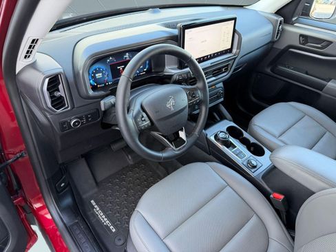 Used 2025 Ford Bronco Sport Badlands AWD/4WD image 4