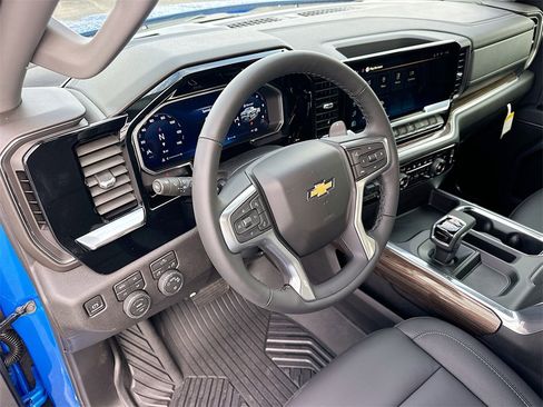 New 2026 Chevrolet Silverado 1500 LT image 6