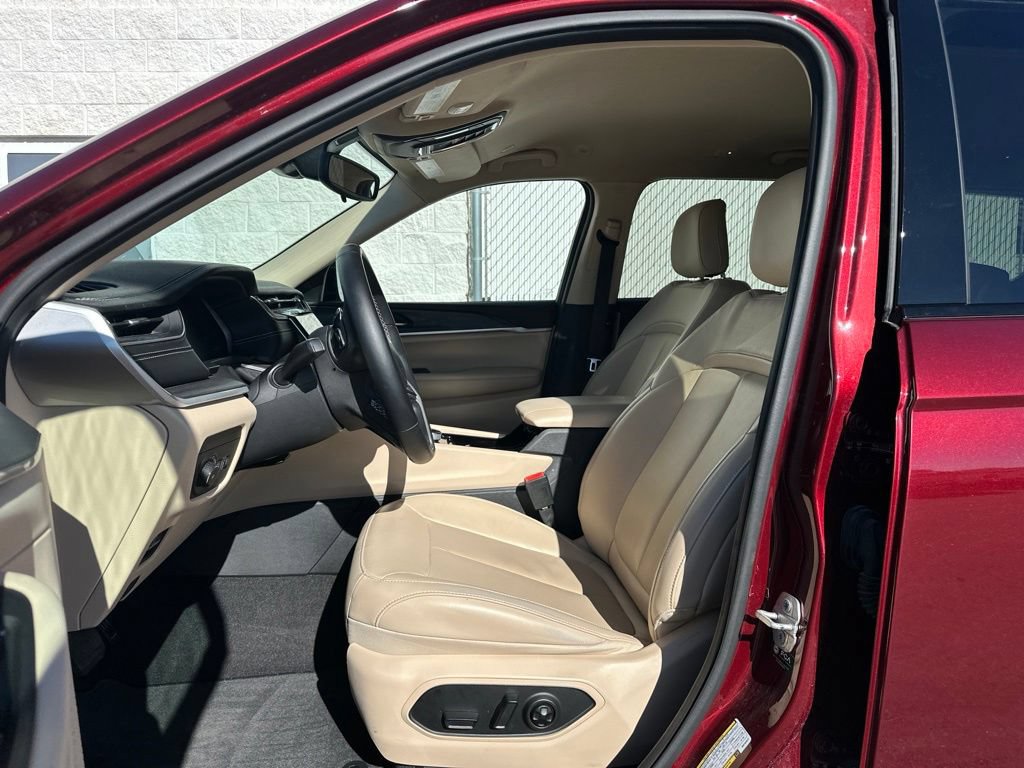 Certified 2021 Jeep Grand Cherokee L Limited AWD/4WD image 10