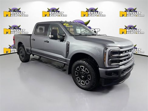 Used 2024 Ford F250 Platinum w/ FX4 Off-Road Package image 3