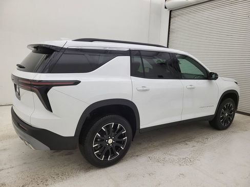 New 2026 Chevrolet Traverse LT w/ Sun and Wheel Package image 17