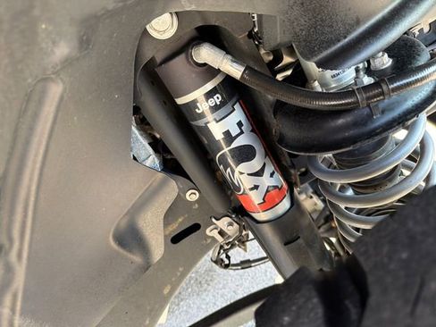 Used 2020 Jeep Gladiator Mojave image 42