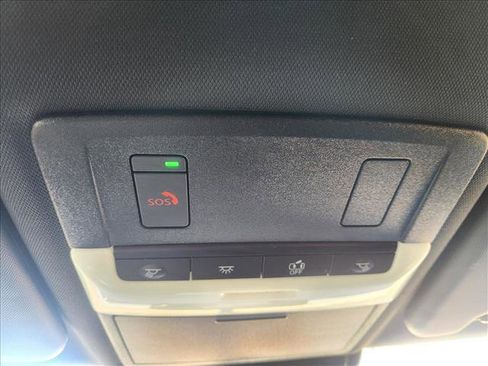 Used 2023 Mitsubishi Outlander SE Black Edition image 31