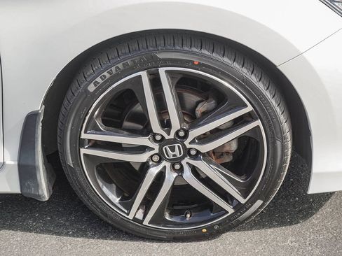 Used 2016 Honda Accord Sport image 9