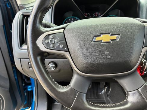 Used 2021 Chevrolet Colorado Z71 AWD/4WD image 25