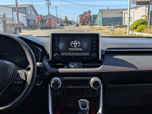 Used 2020 Toyota RAV4 TRD Off-Road w/ TRD Off-Road Weather Package AWD/4WD image 10