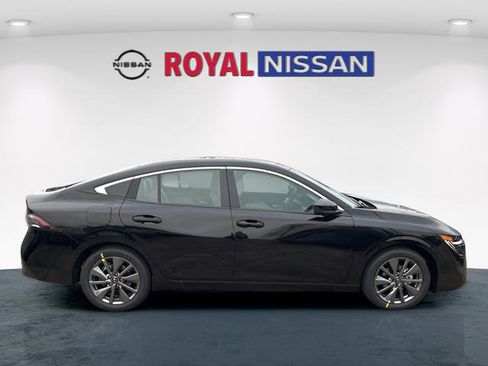 New 2026 Nissan Sentra SL w/ Floor Mat Package FWD image 8