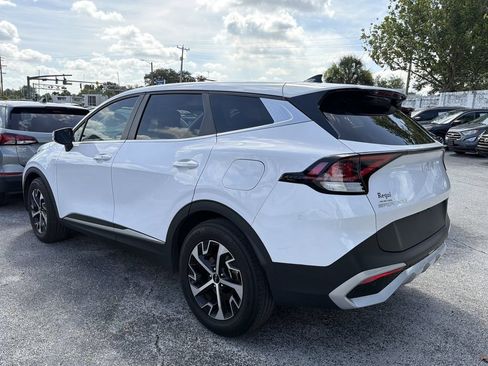 Certified 2025 Kia Sportage EX FWD image 8