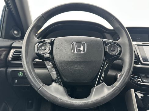 Used 2016 Honda Accord EX-L image 18
