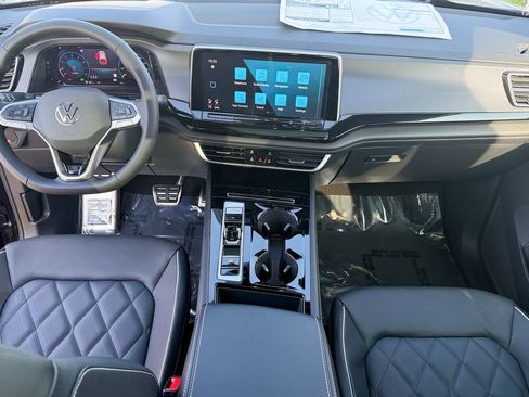 New 2026 Volkswagen Atlas Cross Sport SEL Premium R-Line AWD/4WD image 28