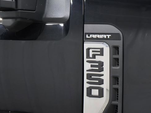 Used 2024 Ford F350 Lariat w/ Lariat Ultimate Package AWD/4WD image 36