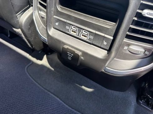 Used 2024 RAM 1500 Laramie AWD/4WD image 26