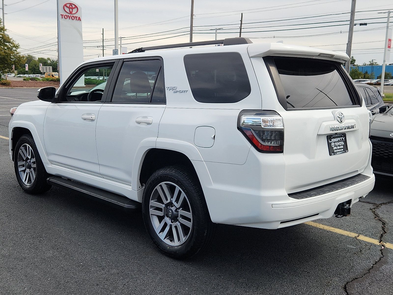 Used 2023 Toyota 4Runner TRD Sport AWD/4WD image 5