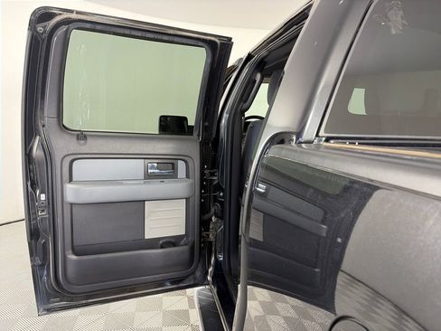 Used 2012 Ford F150 XLT w/ XLT Chrome Pkg image 12
