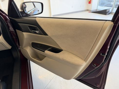 Used 2013 Honda Accord LX image 20