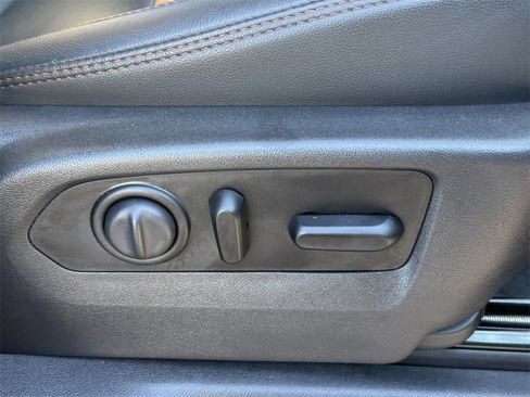 Used 2019 GMC Sierra 1500 AT4 w/ AT4 Premium Package image 39