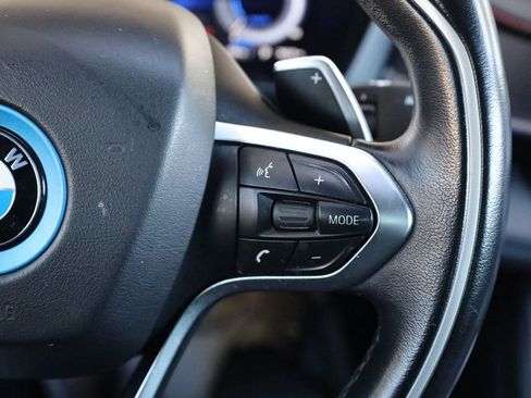 Used 2017 BMW i8 image 30