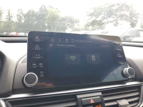 Used 2022 Honda Accord Sport image 19