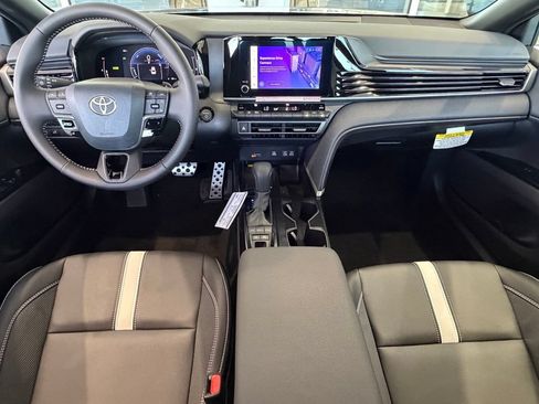 Certified 2026 Toyota Camry SE w/ Convenience Package FWD image 33