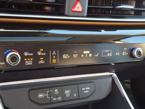 New 2026 Kia Carnival SX Prestige FWD image 9