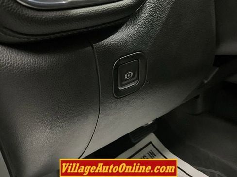 Used 2019 Chevrolet Silverado 1500 LT w/ All-Star Edition image 18