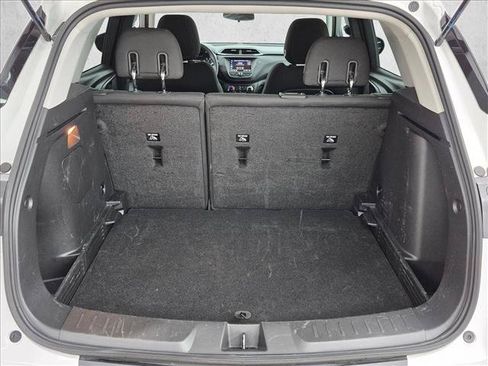 Used 2023 Chevrolet TrailBlazer LT FWD image 6