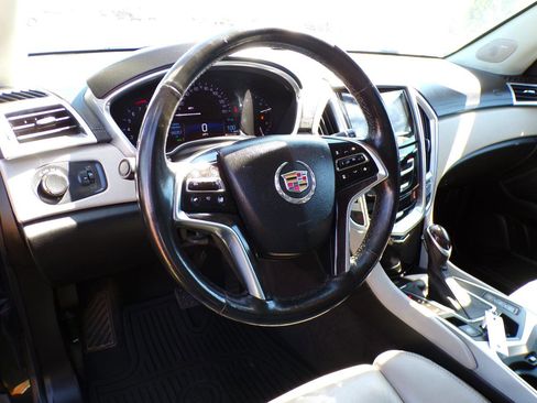 Used 2014 Cadillac SRX Luxury w/ Driver Awareness Package image 31