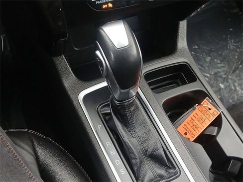 Used 2018 Ford Escape Titanium image 20