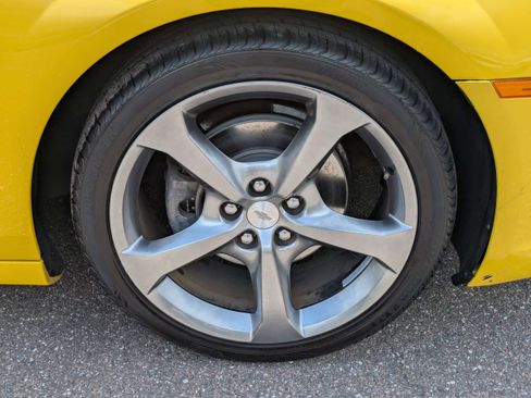 Used 2014 Chevrolet Camaro LT w/ RS Package RWD image 10