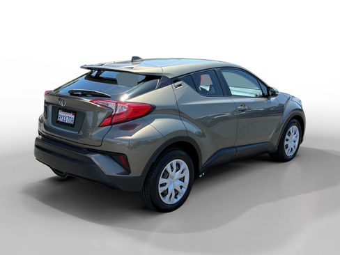 Used 2021 Toyota C-HR LE FWD image 5