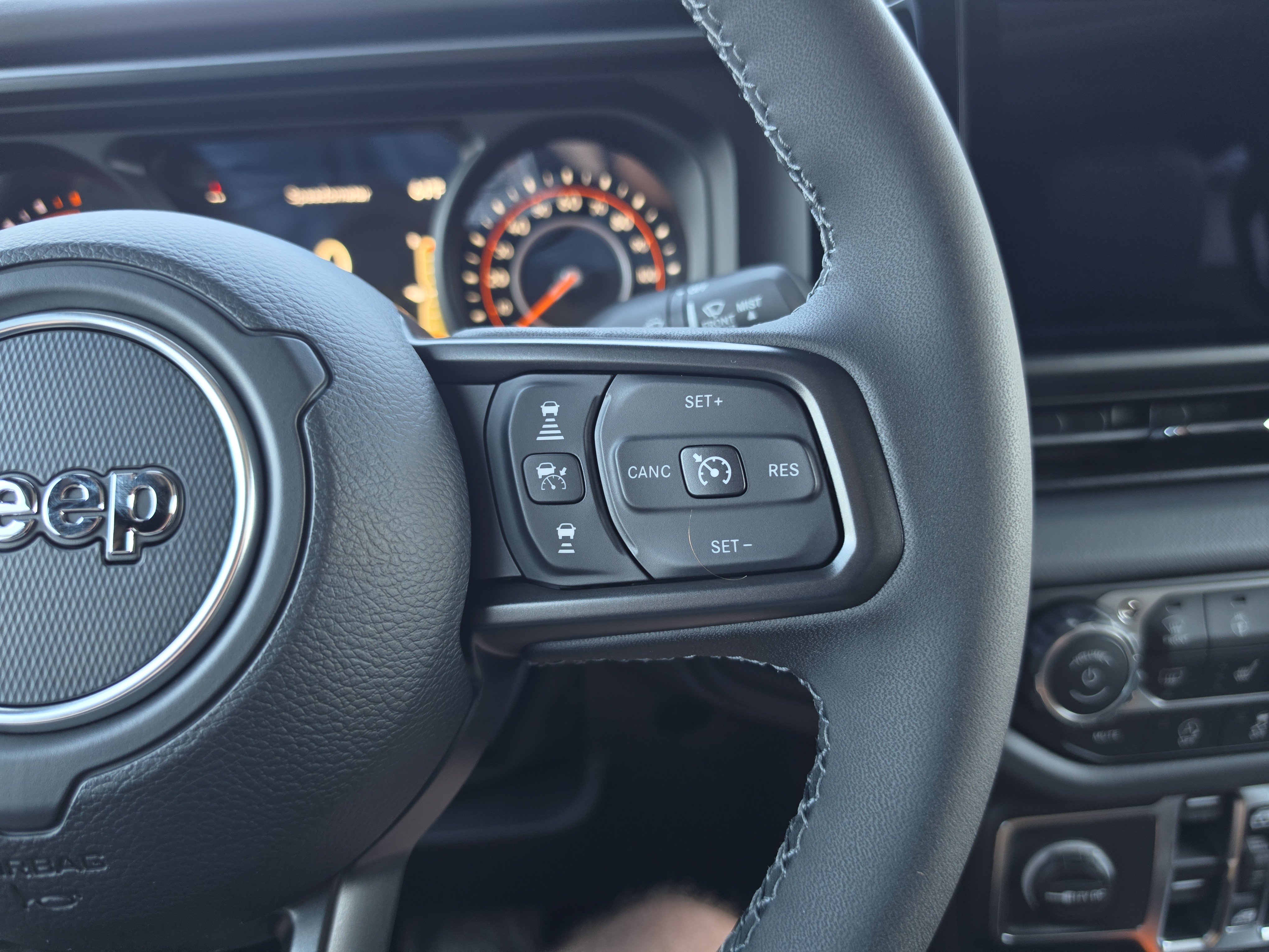 New 2026 Jeep Gladiator Sport AWD/4WD image 22