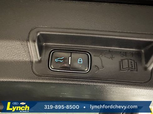 Used 2020 Ford Explorer Limited AWD/4WD image 22