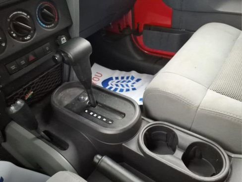 Used 2009 Jeep Wrangler Rubicon w/ PWR Convenience Group AWD/4WD image 19