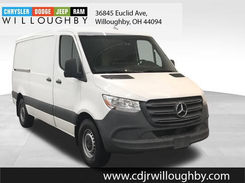 Used 2021 Mercedes-Benz Sprinter 144 Cargo image 3