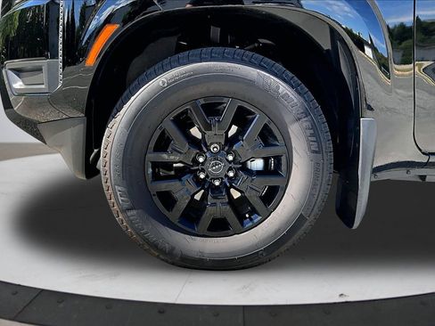 Used 2026 Nissan Frontier SV w/ SV Convenience Package RWD image 31